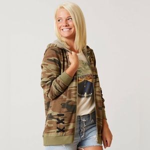 Buckle Modish Rebel Camo Sweatshirt Size Large